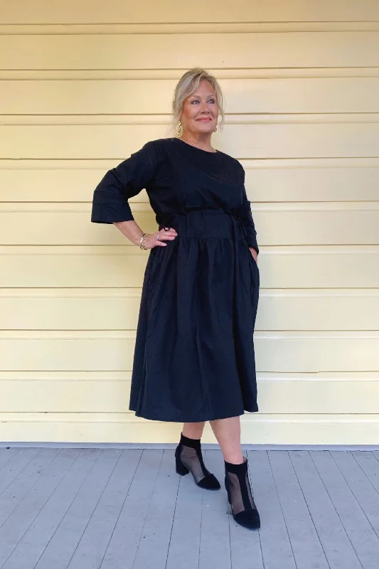 Women's Plus-Size Clothes LS Collection - 50DE Amelia Gather Dress