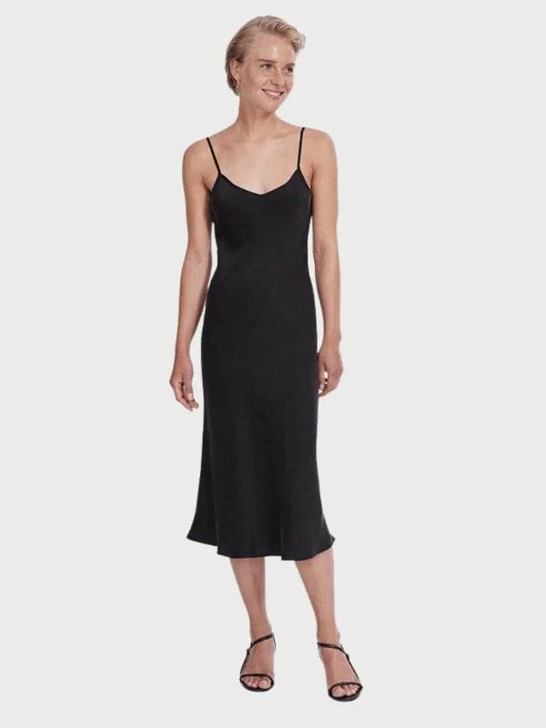 Classic Charm 90's Slip Dress - Black
