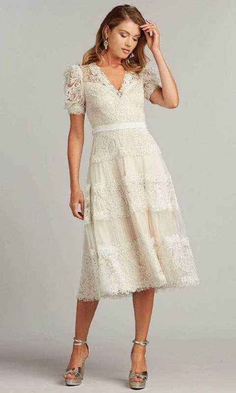 Urban Elegance Deals Tadashi Shoji BSU21108MD - Fatiha Floral Lace & Chiffon Dress