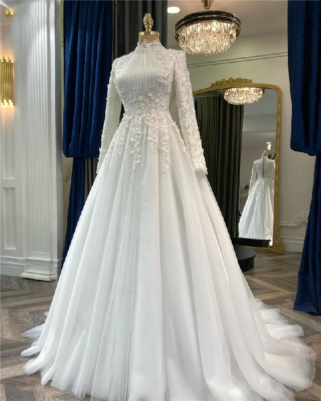 New Arrivals Elegant Muslim Wedding Dress For Bride Appliques Flowers Arabic Dubai Long Sleeves Bridal Dress Y4444 New Arrivals Elegant Muslim Wedding Dress For Bride Appliques Flowers Arabic Dubai Long Sleeves Bridal Dress Y4444