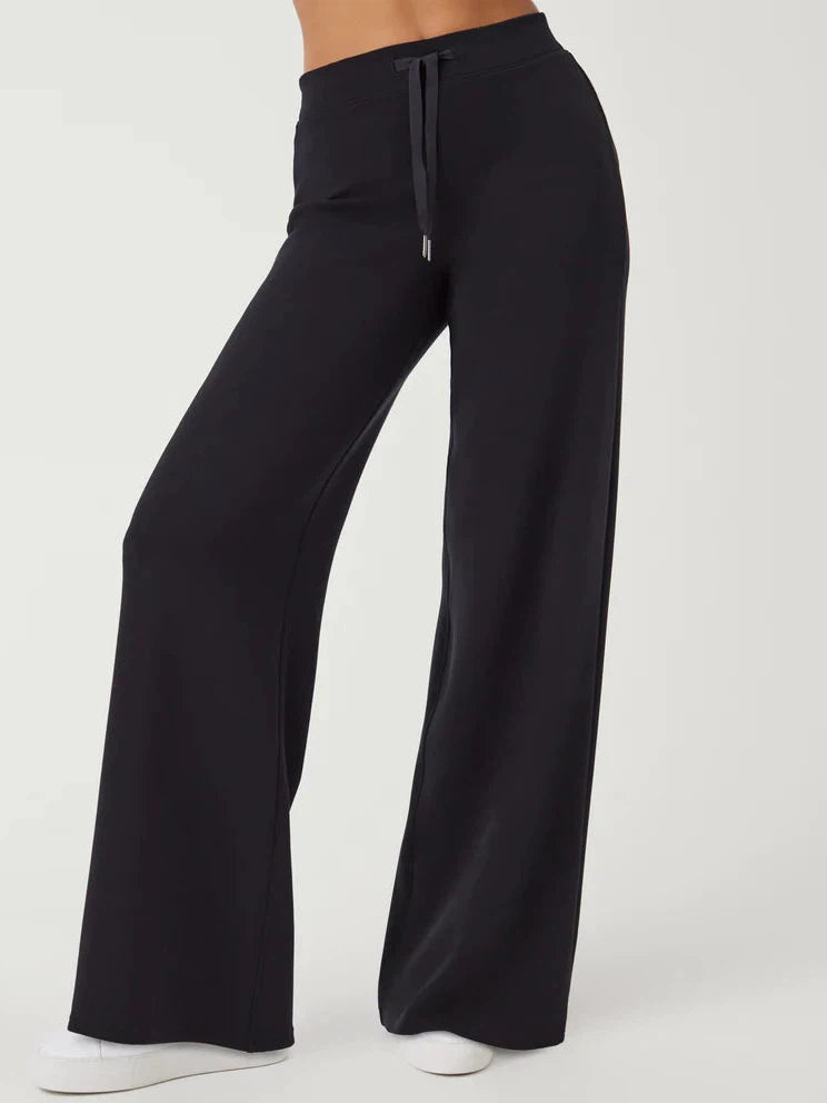 Day To Night Styles AirEssentials Wide Leg Pants