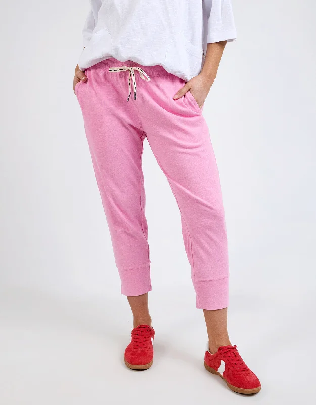 Wardrobe Refresh 3/4 Brunch Pant - Strawberry Pink