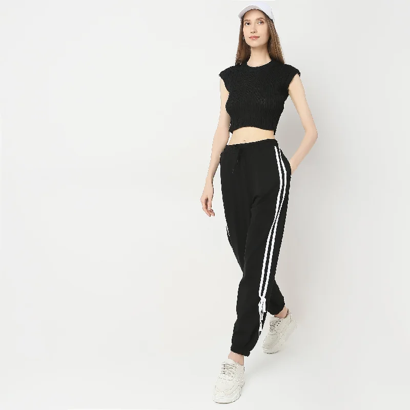 Fashion Forward Relaxed Fit Solid High Rise Joggers