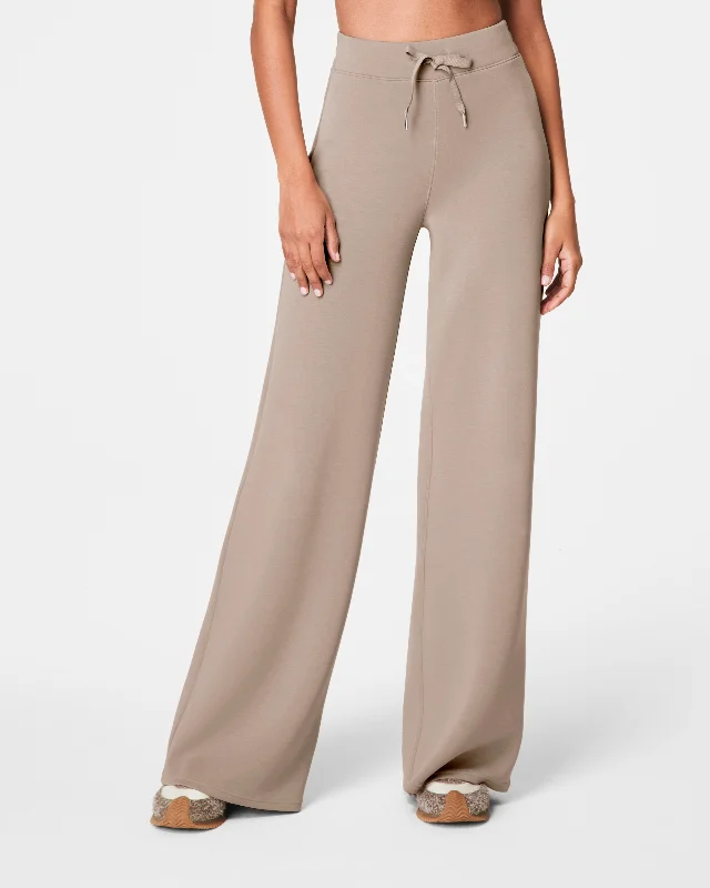 Luxury Fashion AirEssentials Wide Leg Pants - Ashwood