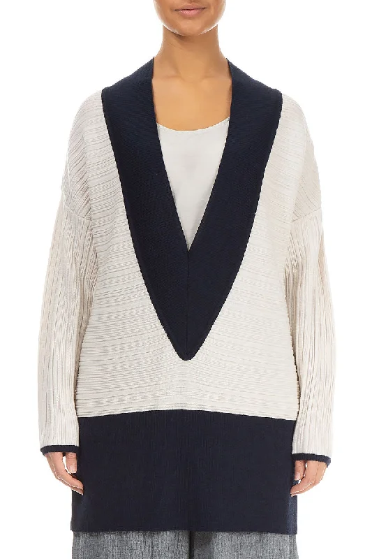 Online Boutique Stores Deep V Neck White & Navy Wool Tunic Sweater